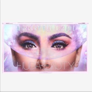 Mercury Retrograde Eyeshadow Palette